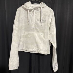 Sea World Rescue Lightweight Cropped Pull Over Hooded Windbreaker size L